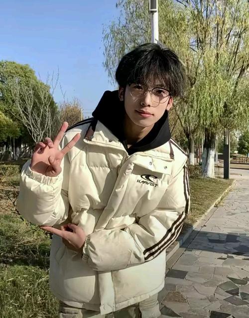 快手男网红TOP100，谁实力领跑？