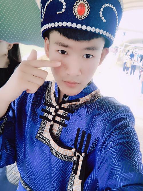 快手乔乔乔帮主的快手ID是什么？这个账号背后有怎样的故事或特色内容值得关注？