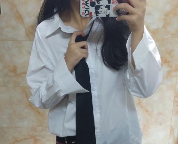 快手tang唯唯快手号是多少?这个账号主要发布什么类型的内容?粉丝互动量如何?