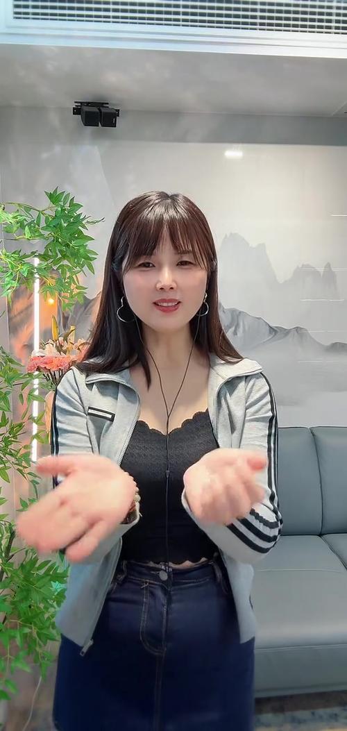 2025年快手十大女性红人将花落谁家?她们的爆红密码又是什么?