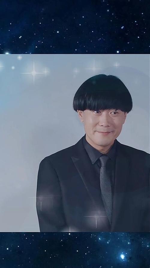 陈翔六点半蘑菇头快手号为何能持续吸引粉丝？其内容创作有何独特秘诀？