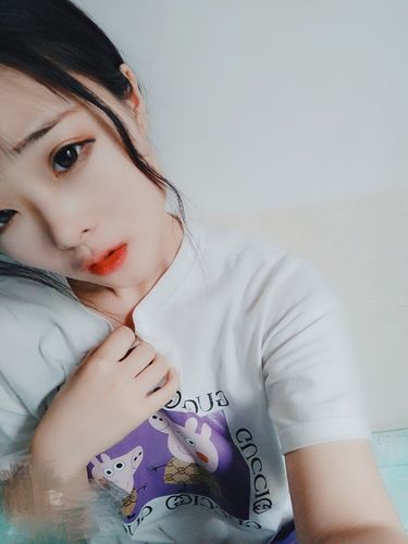 快手哑铃撒尿的快手id是哪个?该账号为何会发布此类内容,是否涉及违规行为?