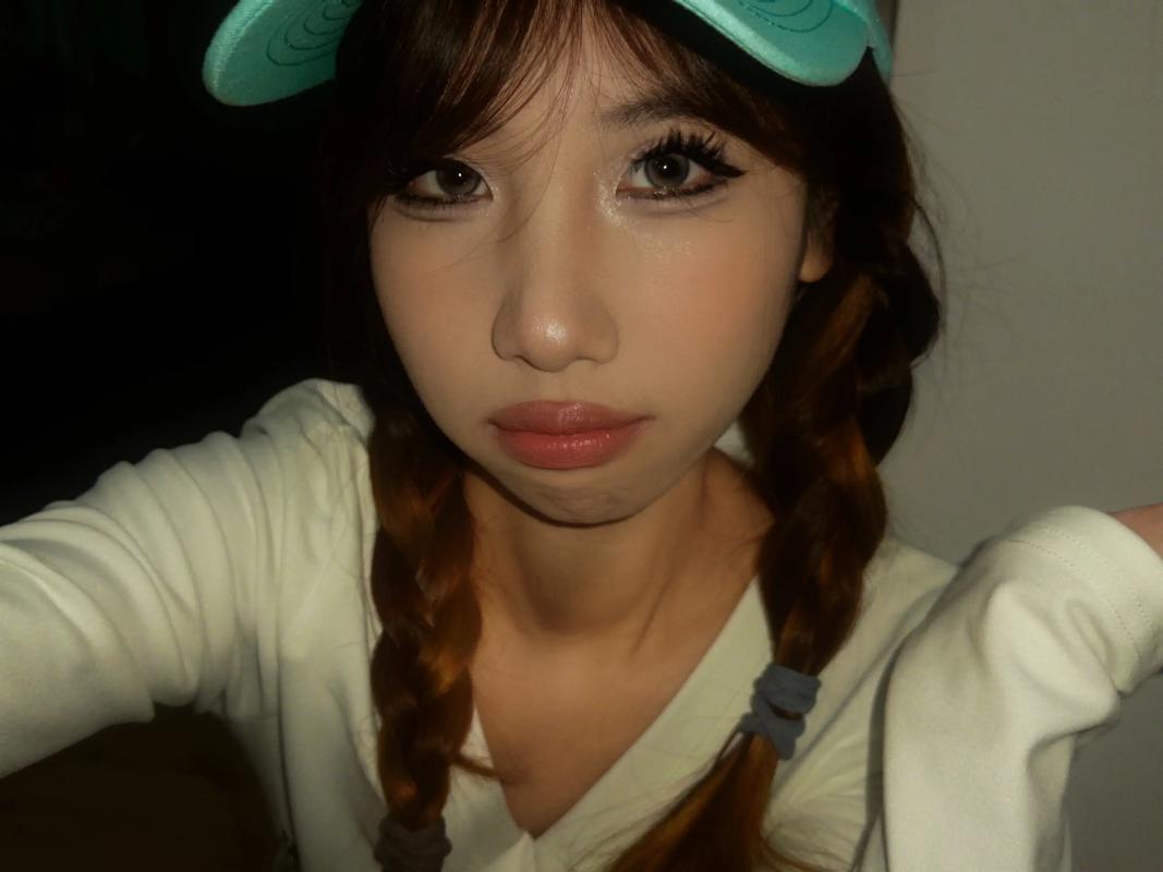 抖音dudududu的魔性旋律为何能成为现象级BGM？它如何精准戳中用户情绪并引爆全民模仿热潮？