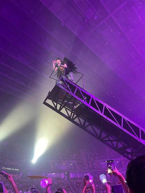 抖音tennight是什么新兴玩法?它为何能快速吸引年轻群体关注?