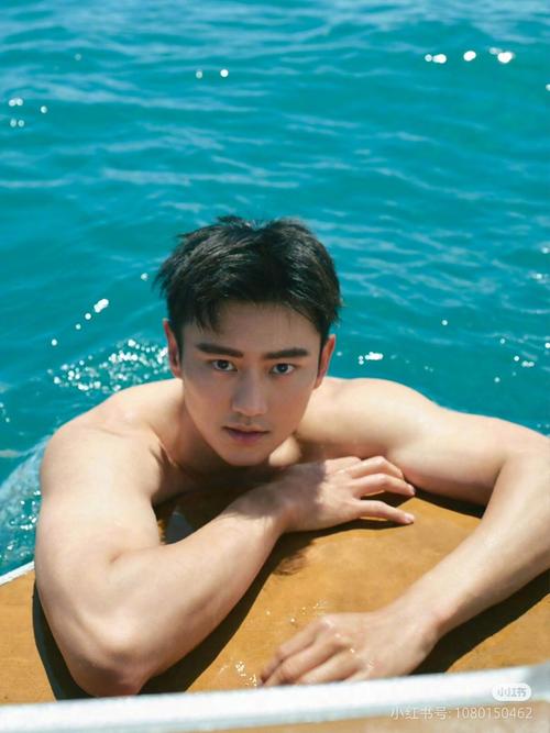 宁泽涛工作室突然入驻小红书,是转型时尚偶像还是另有隐情?