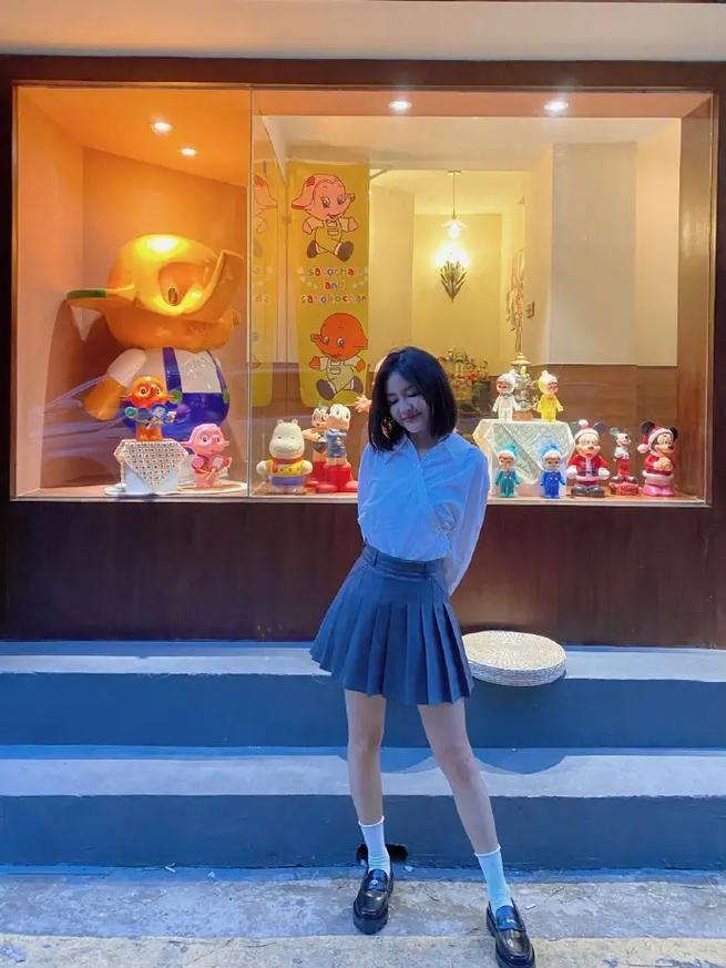 陈翔六点半快手腿腿号为何能吸引百万粉丝?内容创作有何独特秘诀?