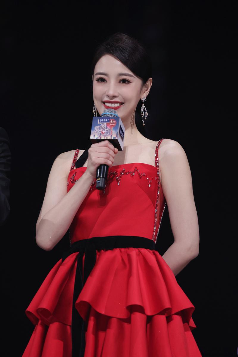 东方卫视小红书单平台播放量破1亿,背后是内容策略的成功还是平台流量的爆发?