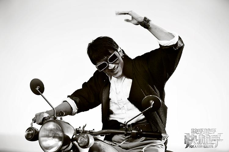 快手快枪手在豆瓣上的评价究竟如何?它能否延续快手系列的幽默风格与枪战爽感?