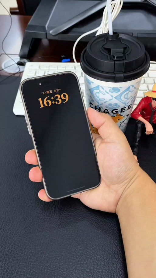 苹果手机上的小红书为何能成为年轻人生活指南?其功能设计如何精准匹配用户需求?