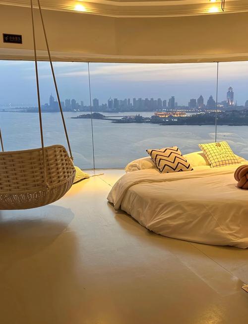 下载小红书大连民宿攻略,如何筛选性价比高且真实评价多的房源?