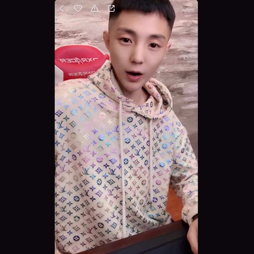 为什么快手高迪的头像图片风格独特?全网最全的高迪头像合集有哪些隐藏细节?如何找到适合自己的高迪风格头像?